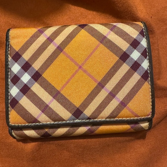 Burberry Tan Checkered Women's Bag - Picture 1 of 8